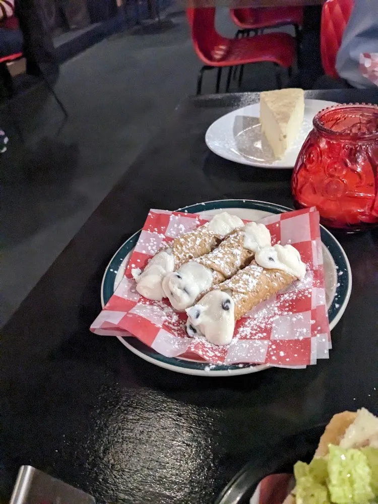 Vanilla Cannoli